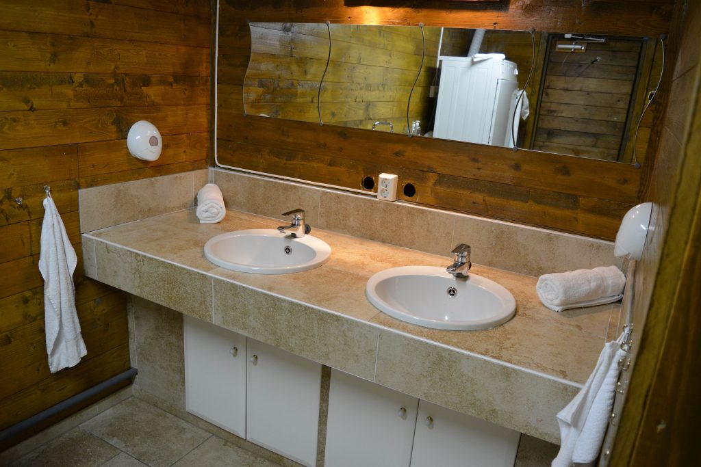 washing sinks 2 re-size